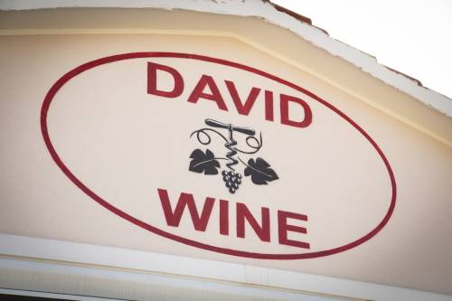 David wine insegna esterna